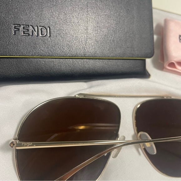 Fendi avatar sunglasses - Picture 5 of 6